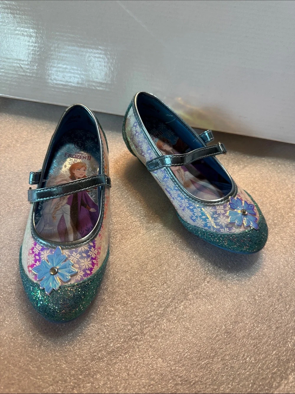 EUC Frozen II Anna Glitter Mary Jane Shoes for Kids - Teal/Purple Size 11